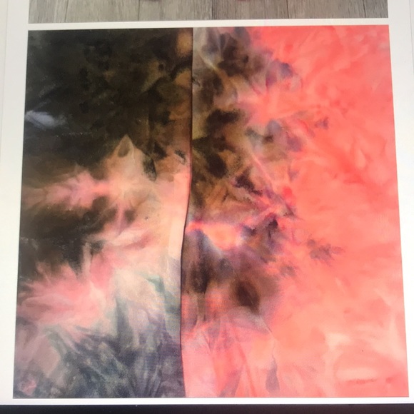 🫐 Pink tie dye biker shorts - Picture 3 of 3